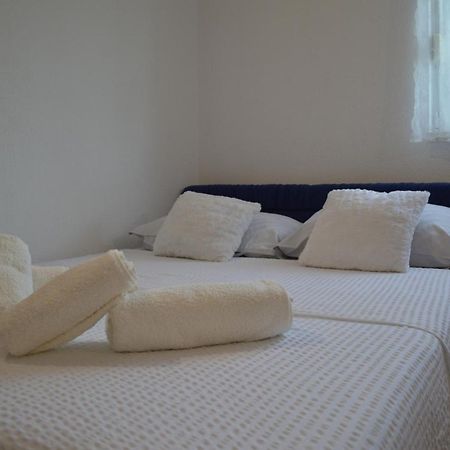 נאום Apartmani Sunset מראה חיצוני תמונה